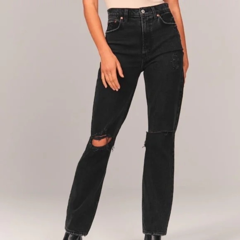 Abercrombie 90’s Straight Ultra High Rise Jeans